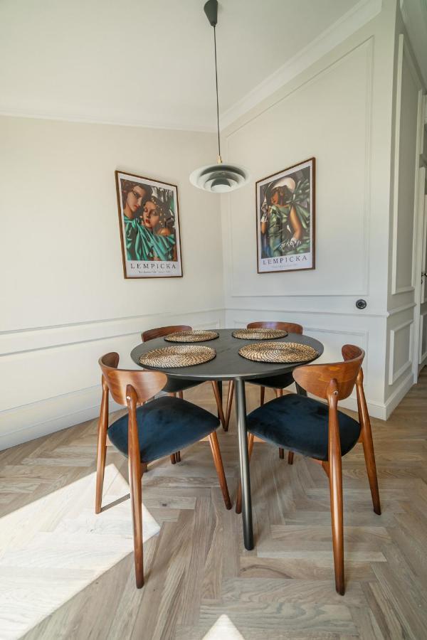 Krolewska Deluxe Comfy Apartment Краков Экстерьер фото